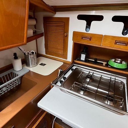 Velero Puma 32 Hotel Caleta de Sebo Exterior photo