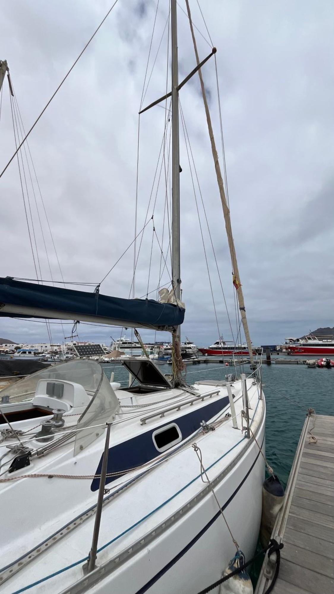 Velero Puma 32 Hotel Caleta de Sebo Exterior photo