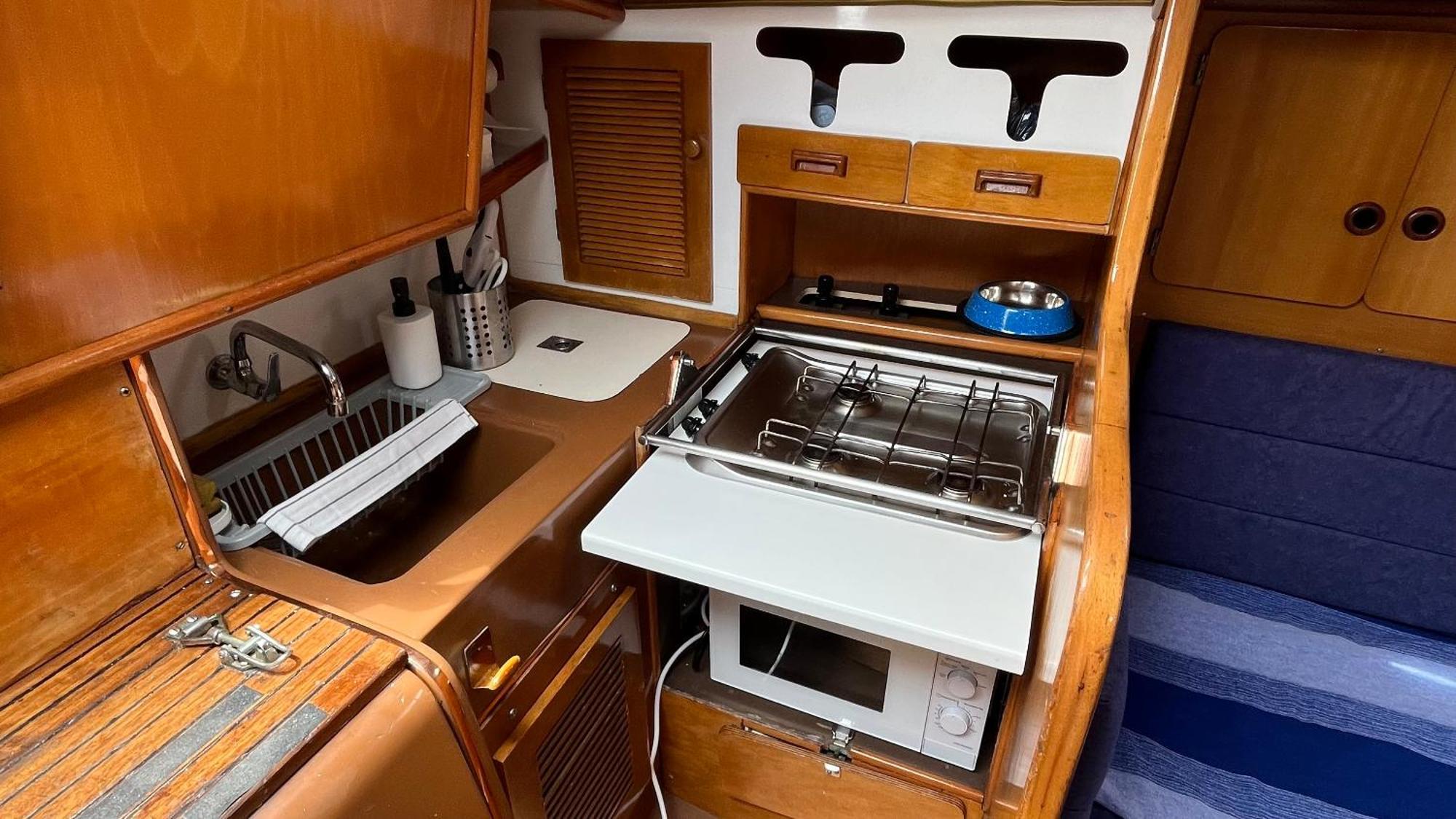 Velero Puma 32 Hotel Caleta de Sebo Exterior photo